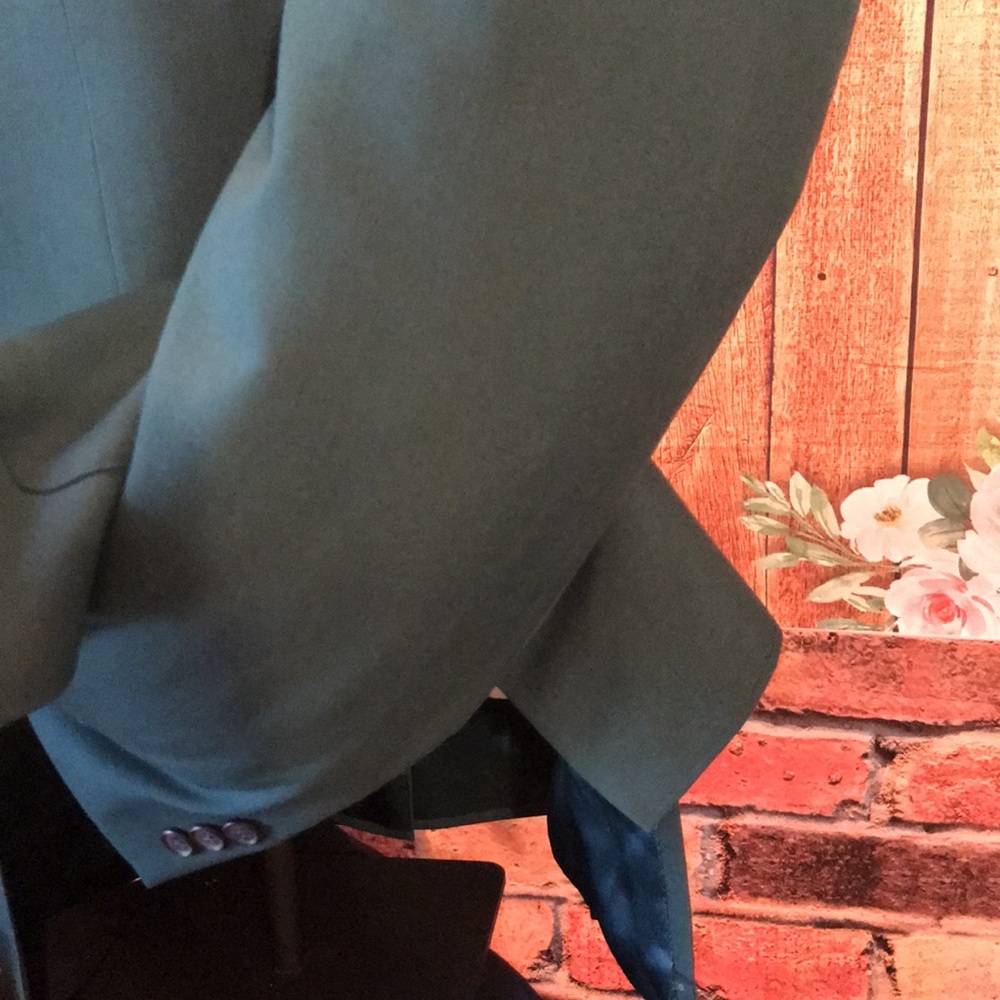 Custom Tailored Blazer - Picture 16 of 17